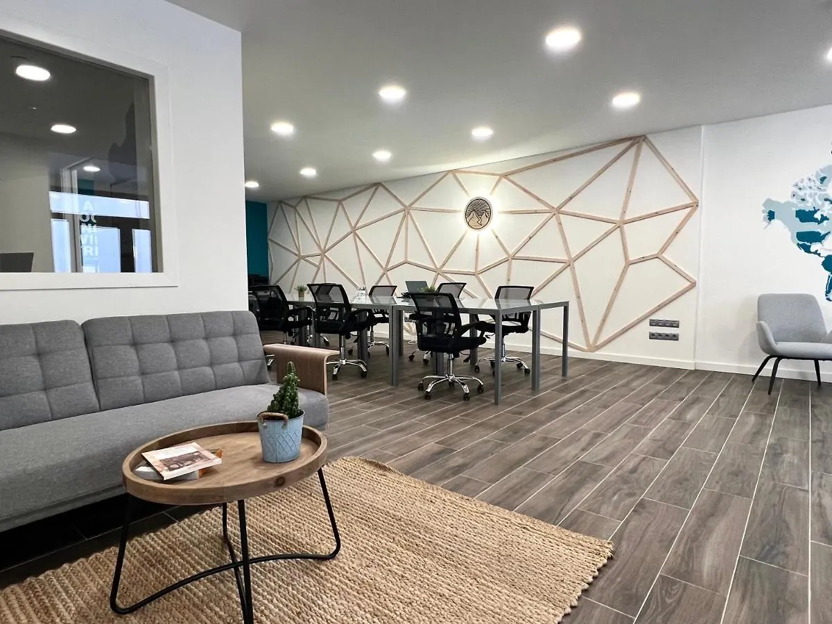 Espot Cowork & Apartments - L'Amfitriona